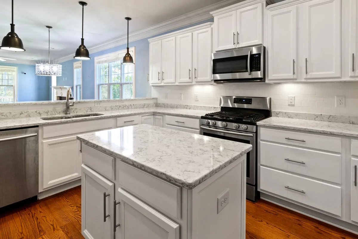 Filth & Squalor Cleanup in Plainedge, NY